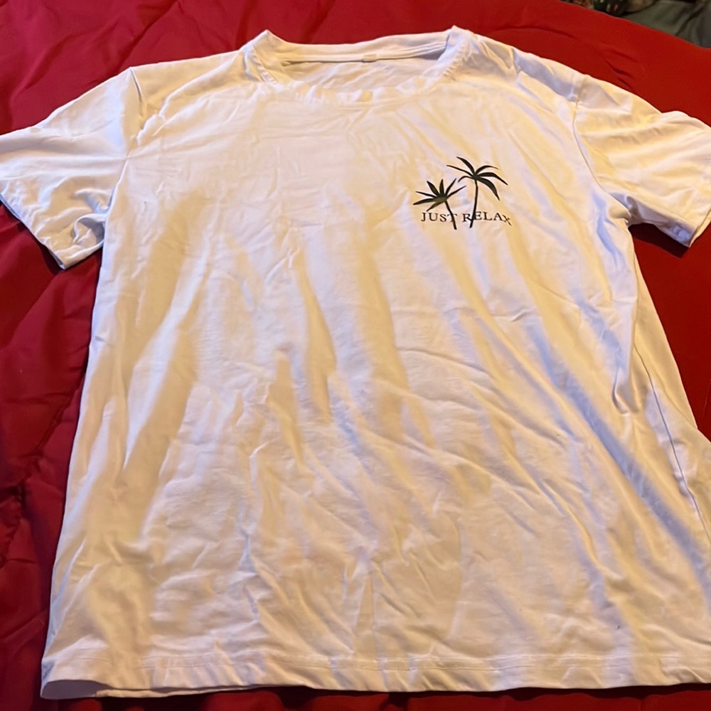simple basic white tee with palm trees “just relax”